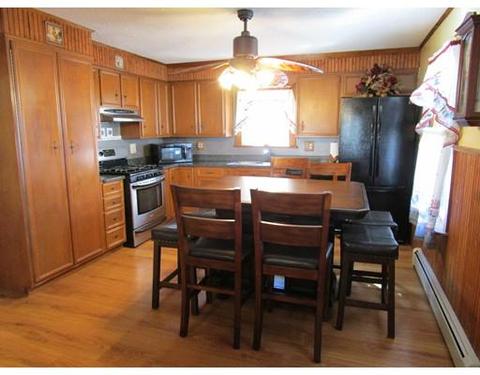 53 Bartlett St, Woonsocket, RI 02895 photo 8
