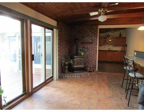 545 Valentine St, Fall River, MA 02720 photo 8