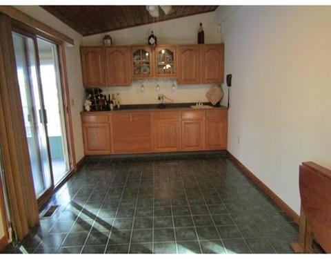 545 Valentine St, Fall River, MA 02720 photo 6