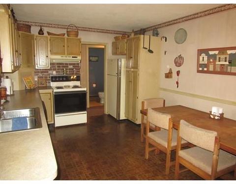 23 Laclede Ave, Chicopee, MA 01020 photo 6