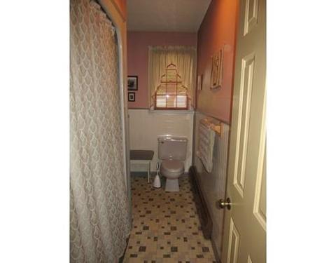 23 Laclede Ave, Chicopee, MA 01020 photo 12