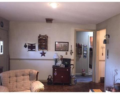 23 Laclede Ave, Chicopee, MA 01020 photo 4