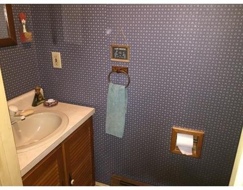 23 Laclede Ave, Chicopee, MA 01020 photo 14