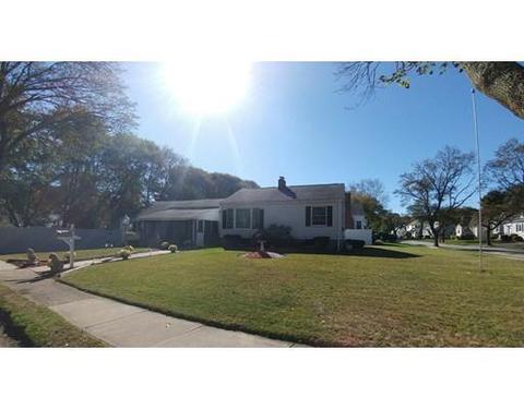 41 Bennett Ave, Saugus, MA 01906 photo 1