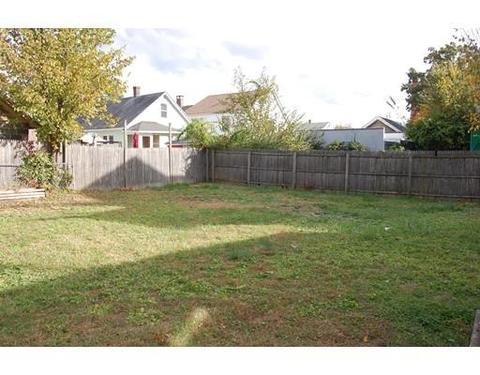 123 Monrovia St, Springfield, MA 01104 photo 4