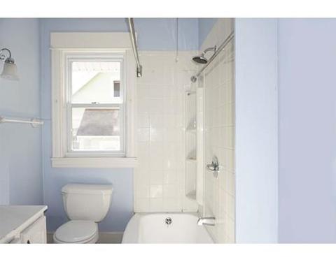 44 Herman St, Springfield, MA 01108 photo 16