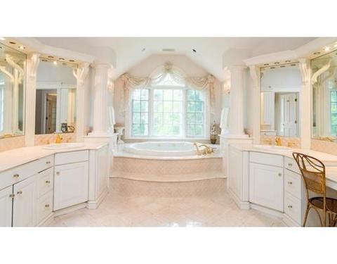 5 Hamlins Xing, Dover, MA 02030 photo 12