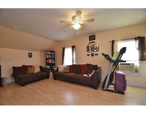 75 Granite St, Worcester, MA 01604 photo 3