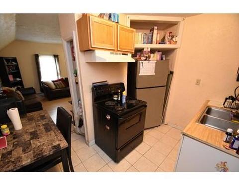 75 Granite St, Worcester, MA 01604 photo 4