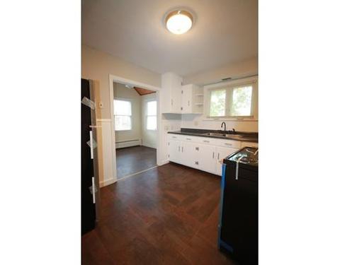 35 Osborne Ter, Springfield, MA 01104 photo 5