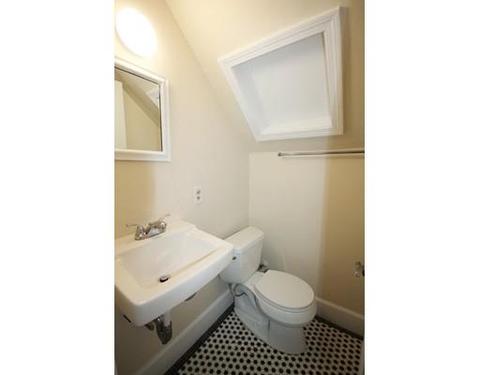 35 Osborne Ter, Springfield, MA 01104 photo 14