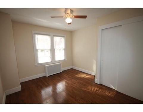 35 Osborne Ter, Springfield, MA 01104 photo 12