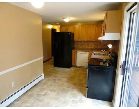 16 Droy Cir, Easthampton, MA 01027 photo 6