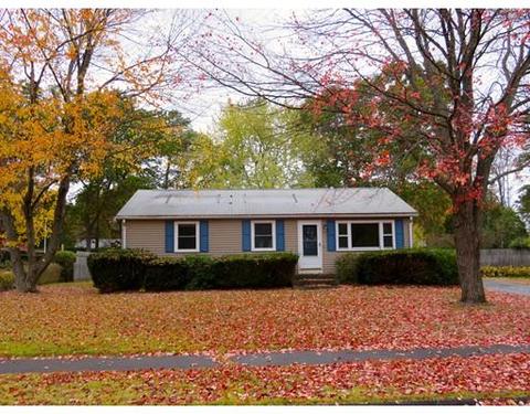 16 Droy Cir, Easthampton, MA 01027 photo 2