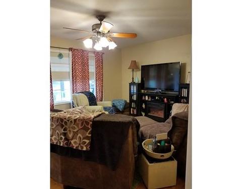 93 Agnes St, Springfield, MA 01118 photo 4