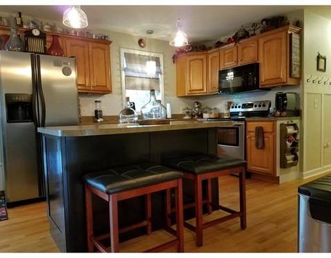 93 Agnes St, Springfield, MA 01118 photo 2