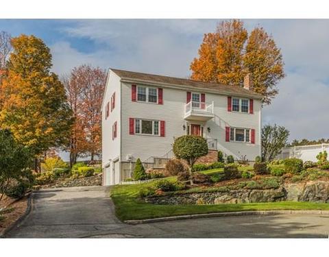 5 Patrick Cir, Stoneham, MA 02180 photo 2