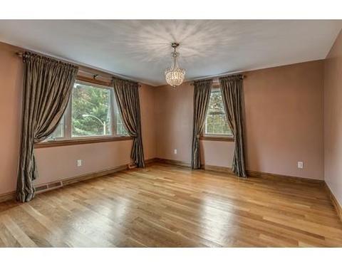 5 Patrick Cir, Stoneham, MA 02180 photo 15