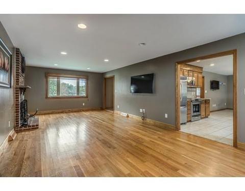 5 Patrick Cir, Stoneham, MA 02180 photo 8