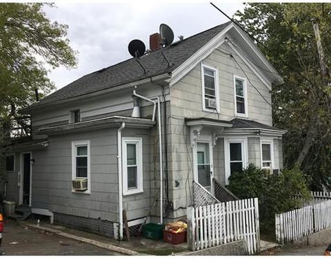 13 Millett St, Gloucester, MA 01930 photo 2