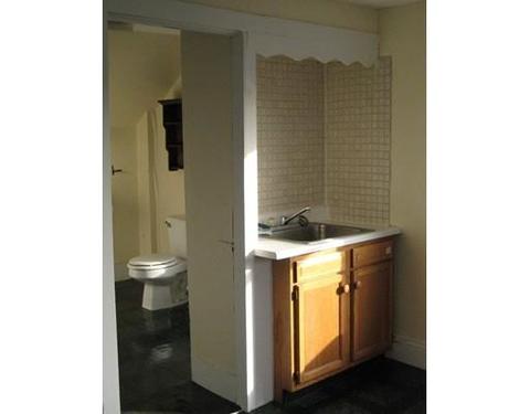 13 Millett St, Gloucester, MA 01930 photo 5