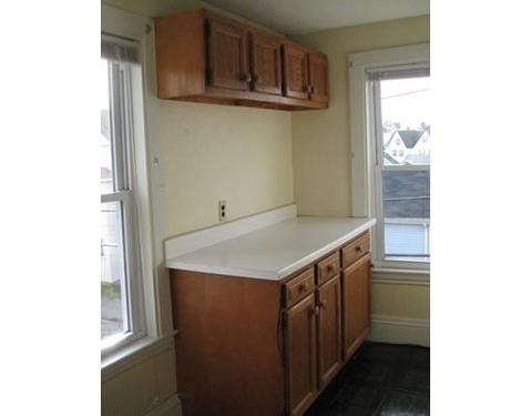 13 Millett St, Gloucester, MA 01930 photo 6