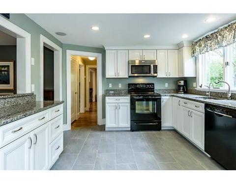 1062 Greendale Ave, Needham, MA 02492 photo 3