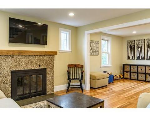 1062 Greendale Ave, Needham, MA 02492 photo 8