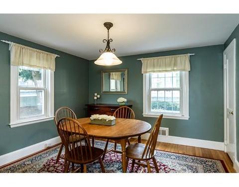 1062 Greendale Ave, Needham, MA 02492 photo 6