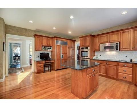 100 Ardmore Rd, Needham, MA 02494 photo 3