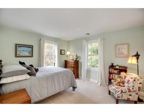 100 Ardmore Rd, Needham, MA 02494 photo 19