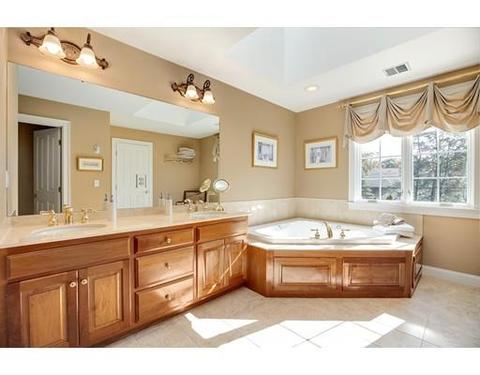 100 Ardmore Rd, Needham, MA 02494 photo 17