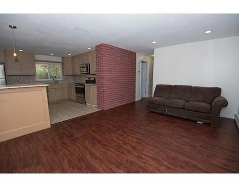 17 Sloane Dr, Framingham, MA 01701 photo 5