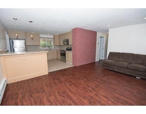 17 Sloane Dr, Framingham, MA 01701 photo 4