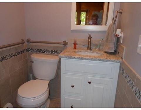 116 Pondview Dr, Springfield, MA 01118 photo 15