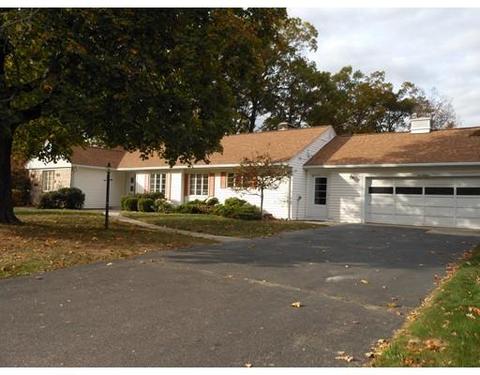 116 Pondview Dr, Springfield, MA 01118 photo 30