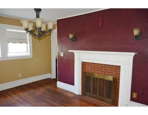 14 Pineview Ave, Lowell, MA 01852 photo 4