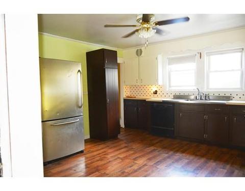 14 Pineview Ave, Lowell, MA 01852 photo 3