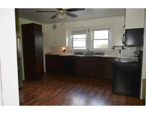 14 Pineview Ave, Lowell, MA 01852 photo 2