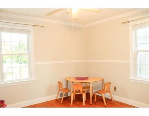 261 Roosevelt Ave, Springfield, MA 01118 photo 11