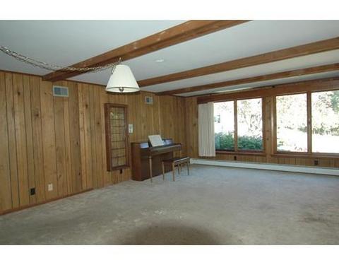 662 Spring St, Athol, MA 01331 photo 2