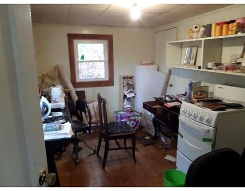 408 W Main St, Plainfield, MA 01070 photo 3