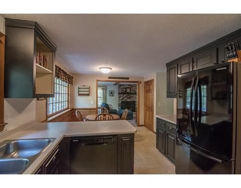 36 Drew Rd, Derry, NH 03038 photo 8