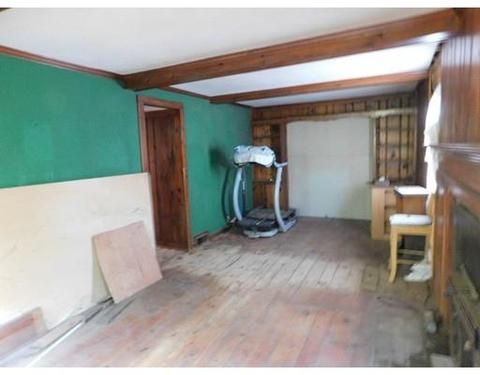 77 North St, Erving, MA 01344 photo 11
