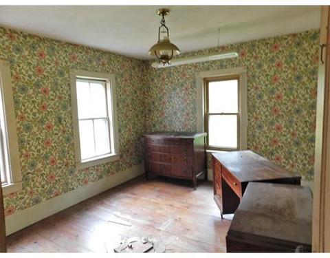 77 North St, Erving, MA 01344 photo 13