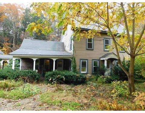 77 North St, Erving, MA 01344 photo 2