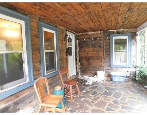 77 North St, Erving, MA 01344 photo 6