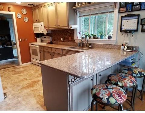 75 Sutton Rd, Webster, MA 01570 photo 4