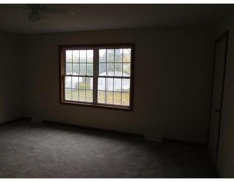 76 Ambrose St, Springfield, MA 01109 photo 18