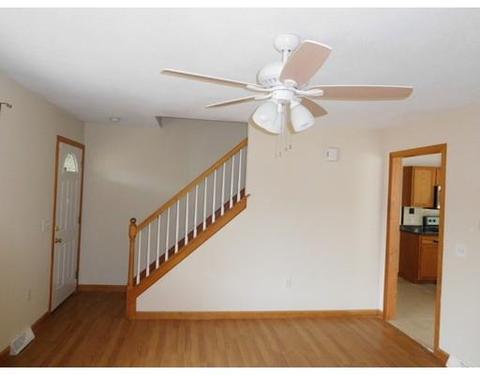 76 Ambrose St, Springfield, MA 01109 photo 6